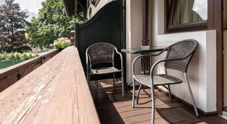 Rental apartment with garden & patio — photo 5
