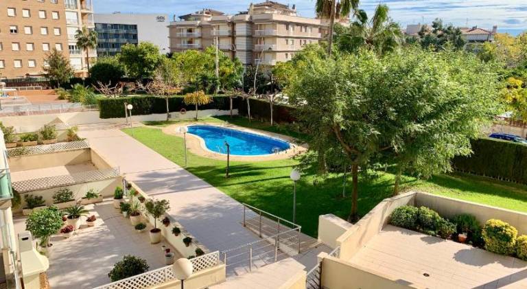 Holiday apartment with pool — photo 5
