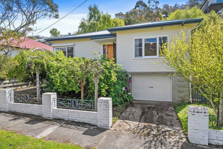 House  Hobart