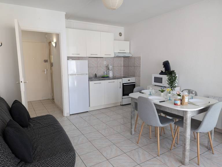 Holiday apartment with 1 room for 4 persons — photo 5