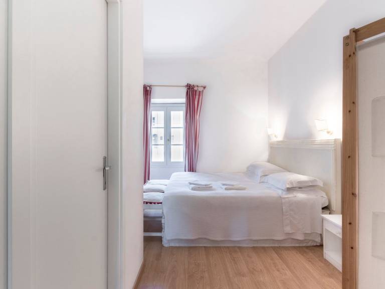 Apartment 'Tenuta Naiano Raffaello' with Shared Garden, Wi-Fi, and Air Conditioning — photo 4