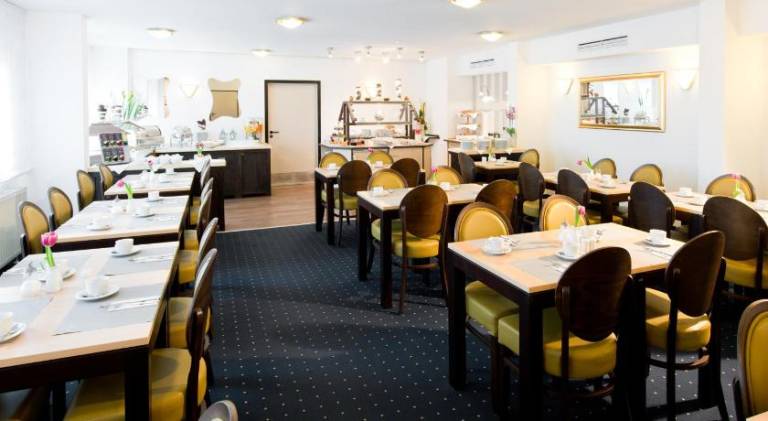 ACHAT Hotel Darmstadt Griesheim — photo 2