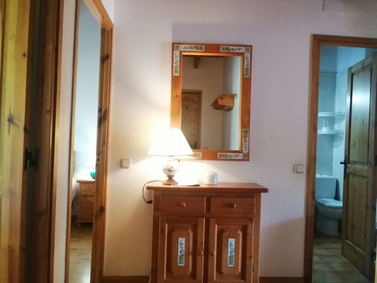 Rental apartment with yard — photo 2