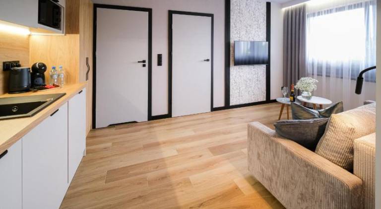 STAY AT Nadmorska 12- apartamenty i pokoje nad morzem — photo 3