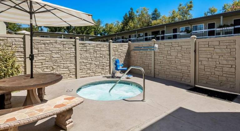 Best Western University Lodge — photo 4