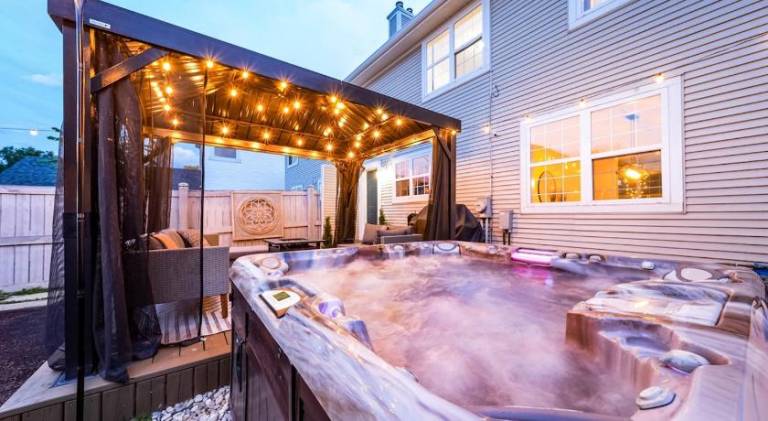 Nordic Spa Retreat - Hot Tub - King Bed - Firepit - BBQ — photo 5