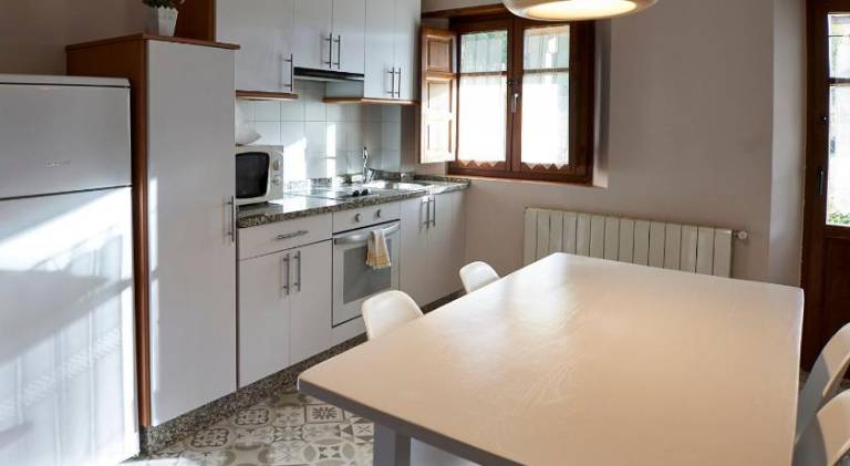 Nice rental apartment with garden, barbeque & patio | Perfect for remote work | Pets are welcome — photo 2