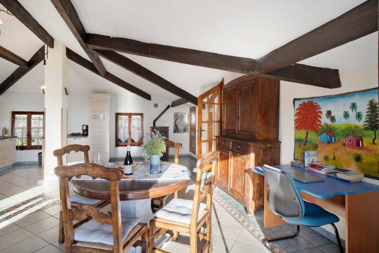 Fully equipped beautiful rental apartment with fast internet & patio | Sea view | Suitable for remote work | Pets are welcome — photo 5