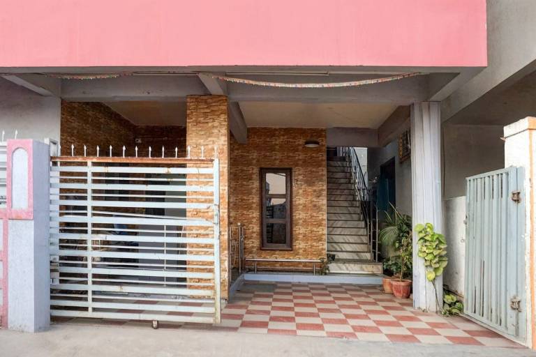 Super Hotel O Dhanori Near Pune Airport