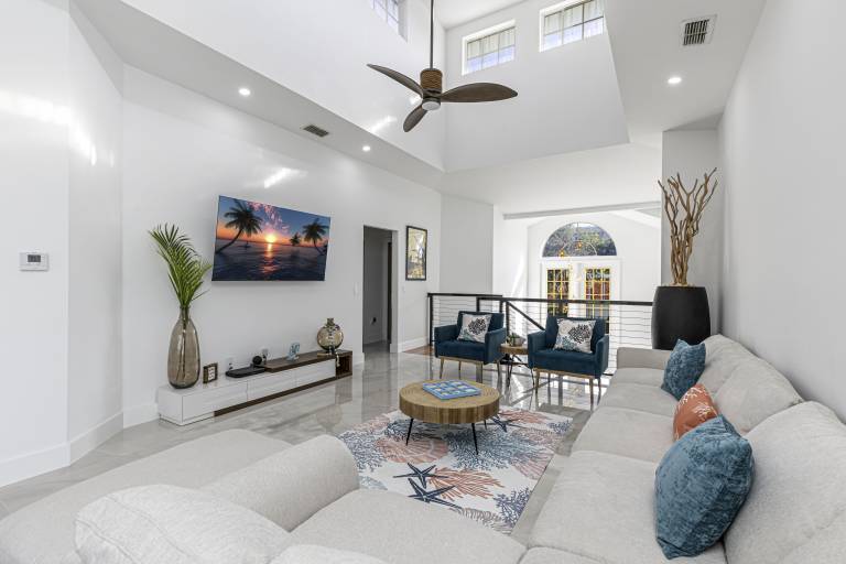 Waterfront Luxury Retreat – Avion Park Naples Home by SkyRun Naples in Naples, FL