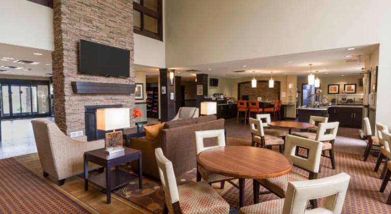 Staybridge Suites West Edmonton By IHG — photo 5