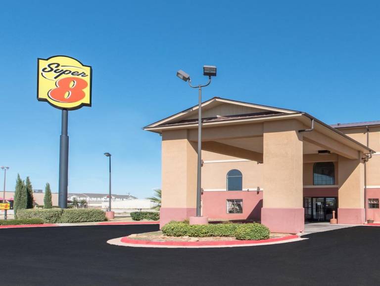 Super 8 By Wyndham Abilene South in Abilene, TX