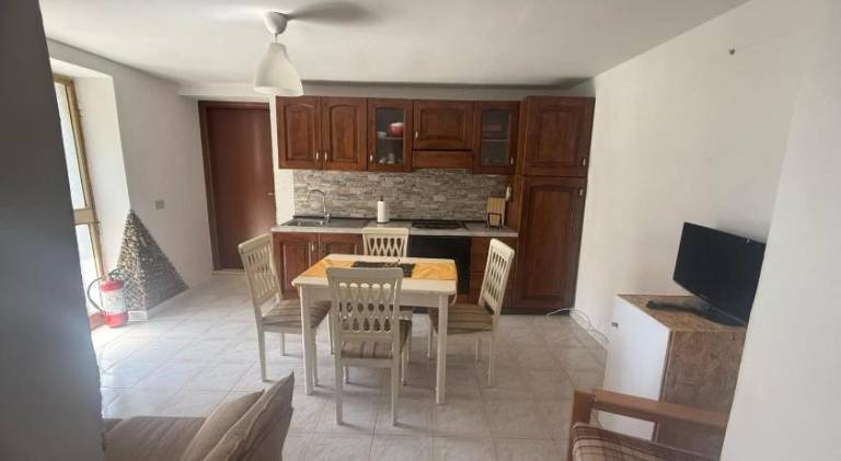 Holiday apartment with 2 rooms for 6 persons — photo 5