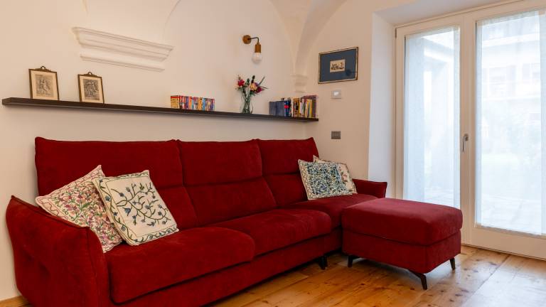 Family-friendly wonderful rental apartment with yard | Mountain view | Perfect for remote work | Pets allowed — photo 3