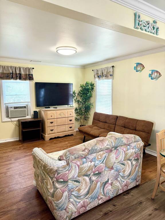 Cabin  Cape May