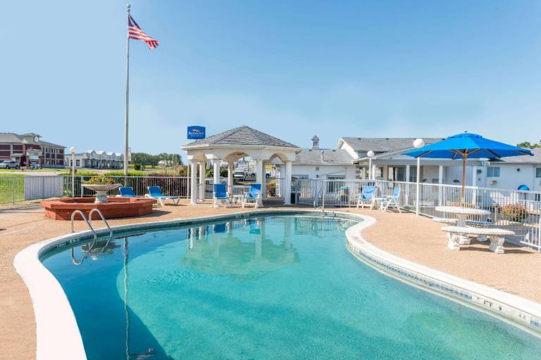 Baymont by Wyndham Osage Beach — photo 2