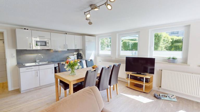Schöne Ferienwohnung mit Terrasse für 4 Personen in Strand- und Hafennähe — photo 2