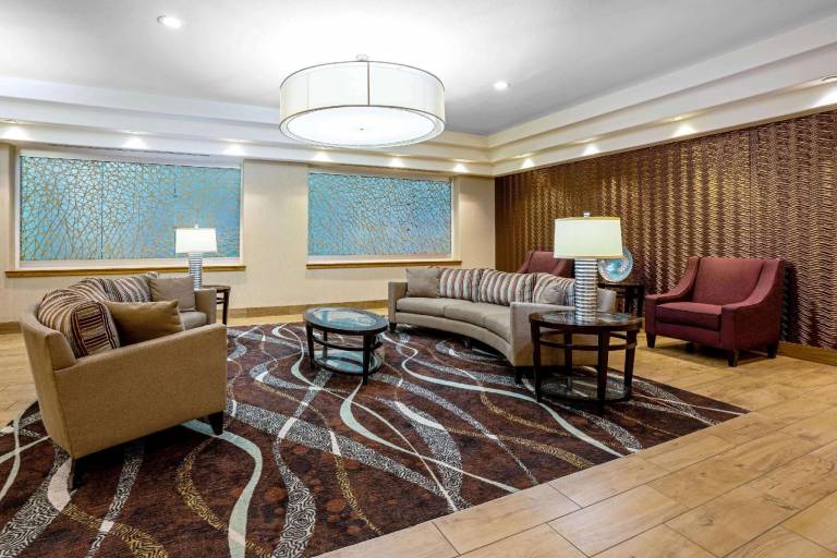 La Quinta Inn & Suites by Wyndham Coeur d Alene — photo 2