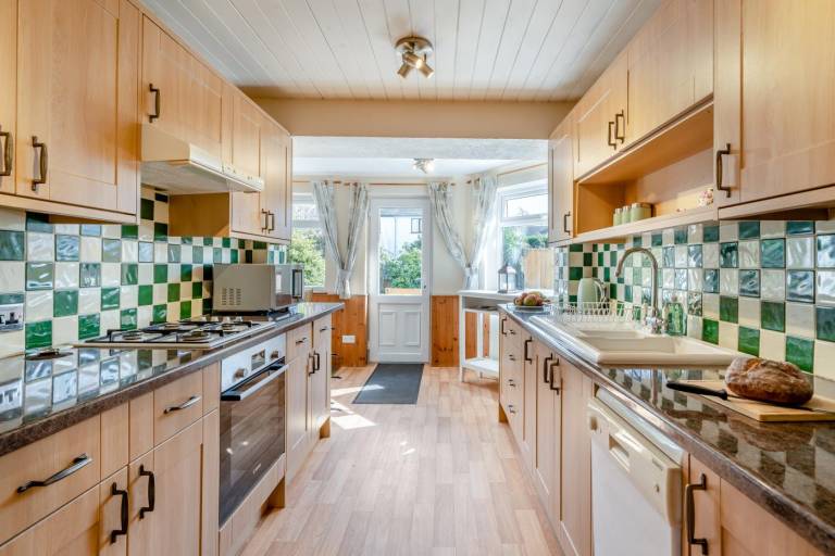 Child-friendly cottage with garden | Pet-friendly — photo 2