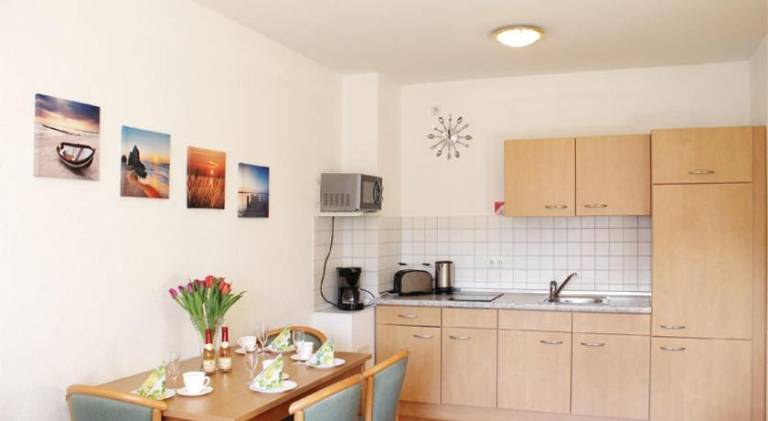 Apartment with 2 rooms for 5 persons — photo 4