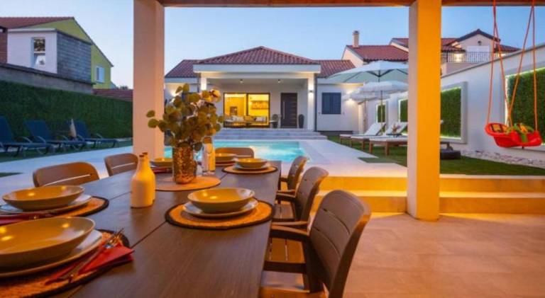 Pleasant vacation home with pool | Dogs allowed — photo 3