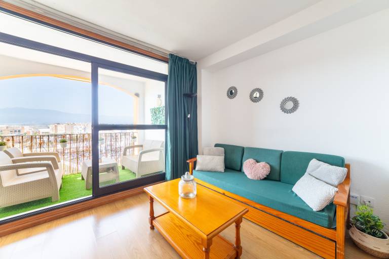 Apartment "Residencial Fénix" with Shared Pool, Terrace & Wi-Fi — photo 3