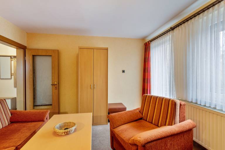 Haus Erika – Apartment 3 with Wi-Fi, Balcony & Shared Garden near Skywalk — photo 3
