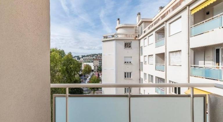 Nice City Center 2 Bedrooms Balcony Air Conditioning — photo 5