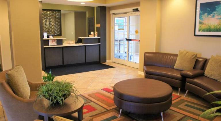 Candlewood Suites Clarksville By IHG — photo 2