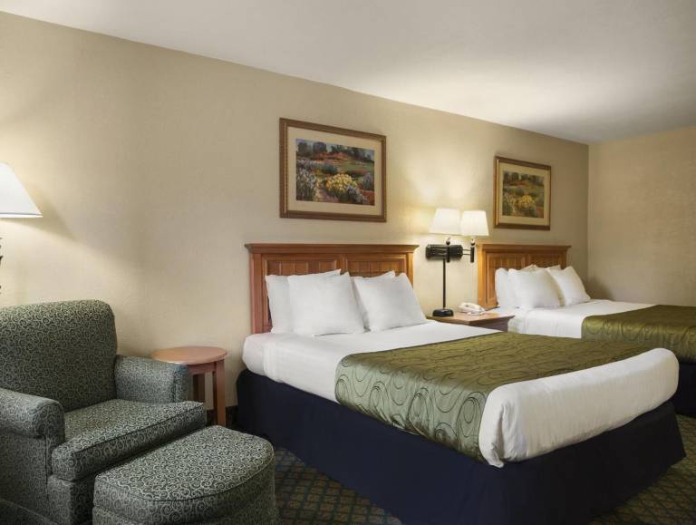 Days Inn & Suites by Wyndham Stuttgart in Stuttgart, AR