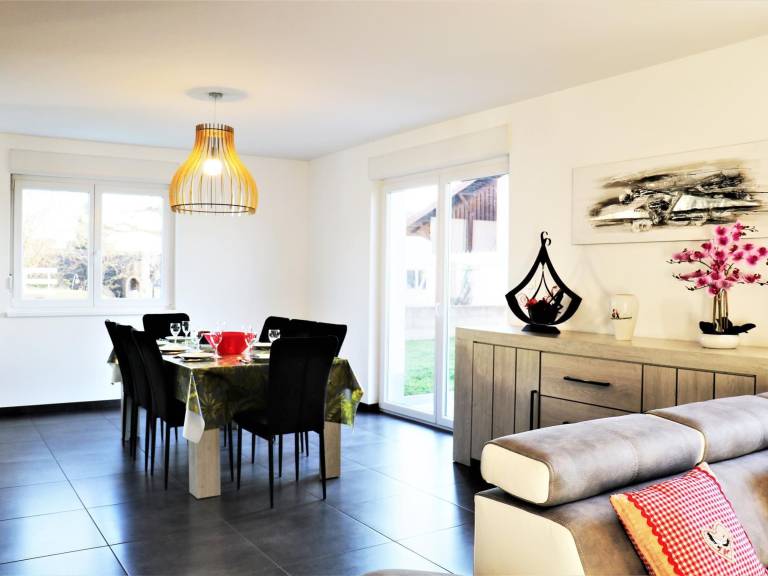 Cottage with barbecue — photo 3