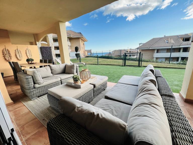 Apartment with hot tub, pool & patio | Sea view — photo 5