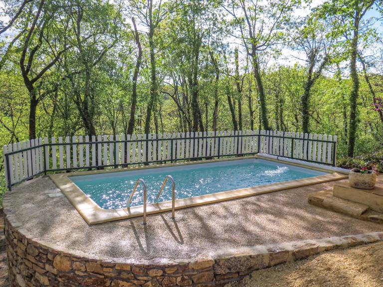 Fully equipped nice vacation home with terrace, private pool & yard | Pets are welcome — photo 2