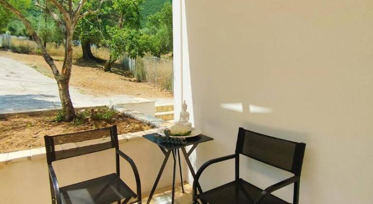 Vacation home with garden, barbeque & patio — photo 3