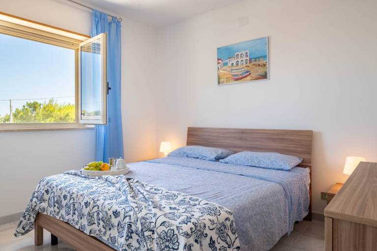 Apartment 'Villetta Cara Mia, Costa Merlata' with Private Terrace, Garden and Air Conditioning in Ostuni