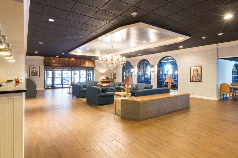 Travelodge by Wyndham Memphis Airport Graceland