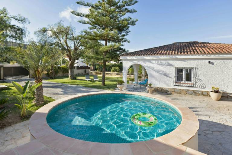 Ferienhaus in Busot für max. 6 Personen, Ferienhaus in Busot für max. 6 Personen,