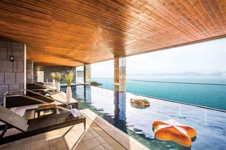 Hidden Bay Hotel