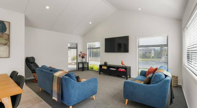 Big vacation home | Pets allowed in Taupo