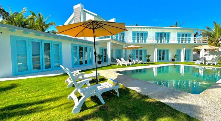 Serviced apartment with pool, terrace & yard | Dogs allowed — photo 3