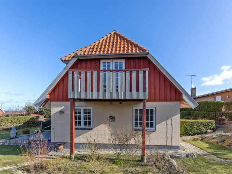 Children-friendly big house with BBQ & patio | Next to the beach | Pet-friendly — photo 5