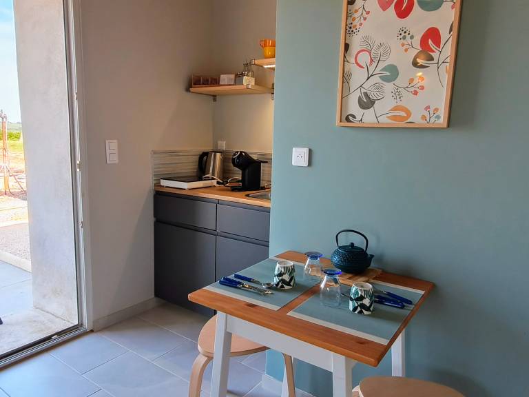Studio "Private Room, En-Suite Bathroom" with Private Terrace, Wi-Fi and Air Conditioning — photo 3