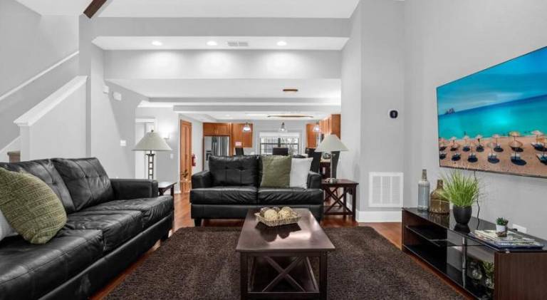 Family-oriented vacation home with hot tub, pool & garden | Dogs allowed in Lake Buena Vista, FL