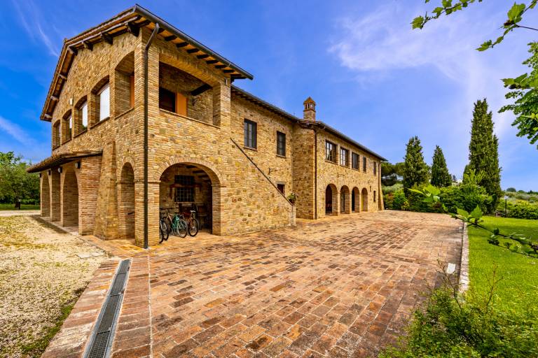 Villa  Torgiano
