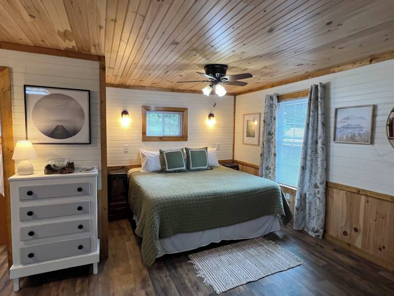 Cabin Eastatoe