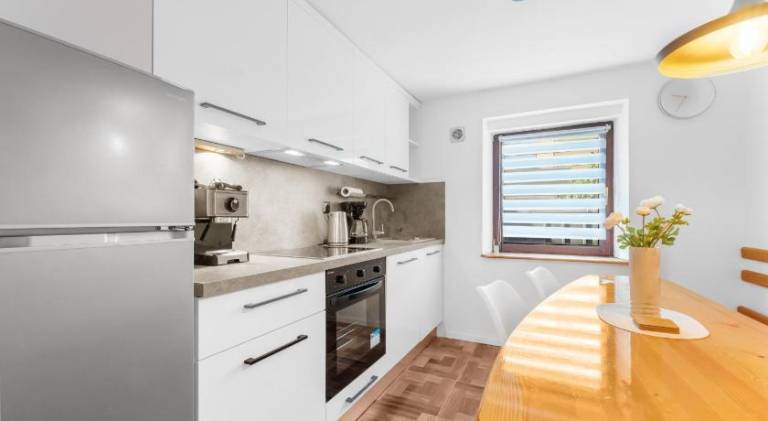 Holiday apartment with 2 rooms for 6 persons — photo 4