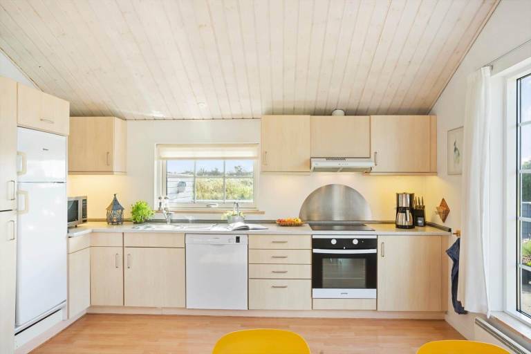 House with barbecue, sauna & terrace — photo 3