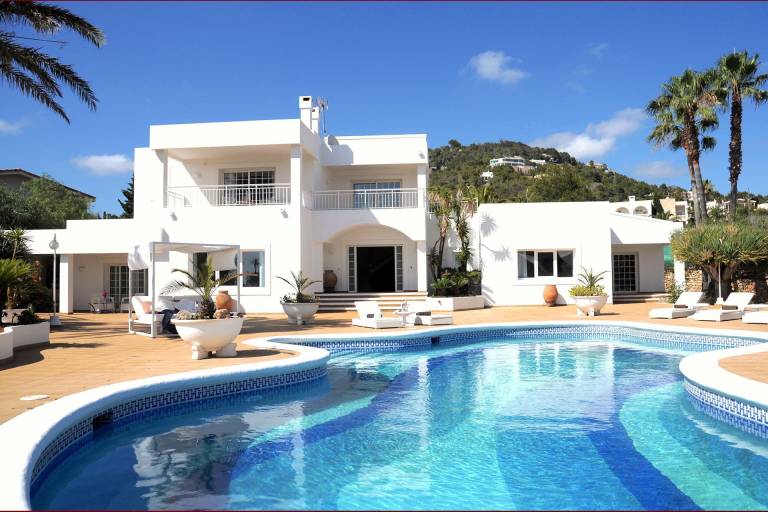 Ferienhaus in Can Bessó, Talamanca f&uuml;r max. 13 Personen