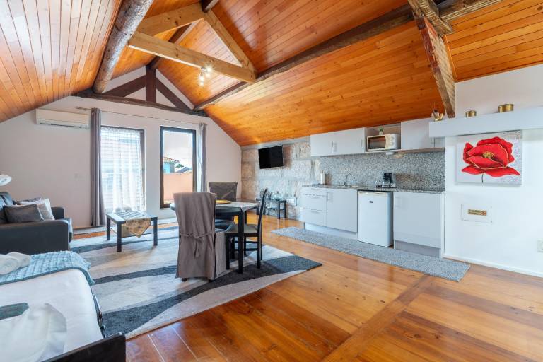 Rental apartment | Near São Bento Railway Station | Pet-friendly in Porto