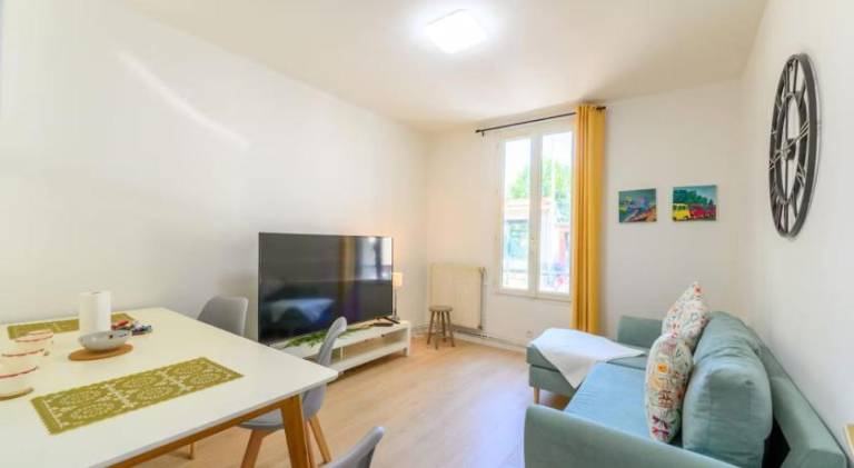 Holiday apartment with 2 rooms for 4 persons — photo 2